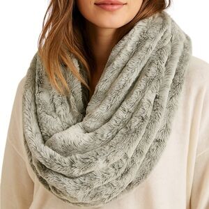 Plush Faux Fur Infinity Scarf Gray Soft Cozy Winter Wrap Boho Luxe Neutral